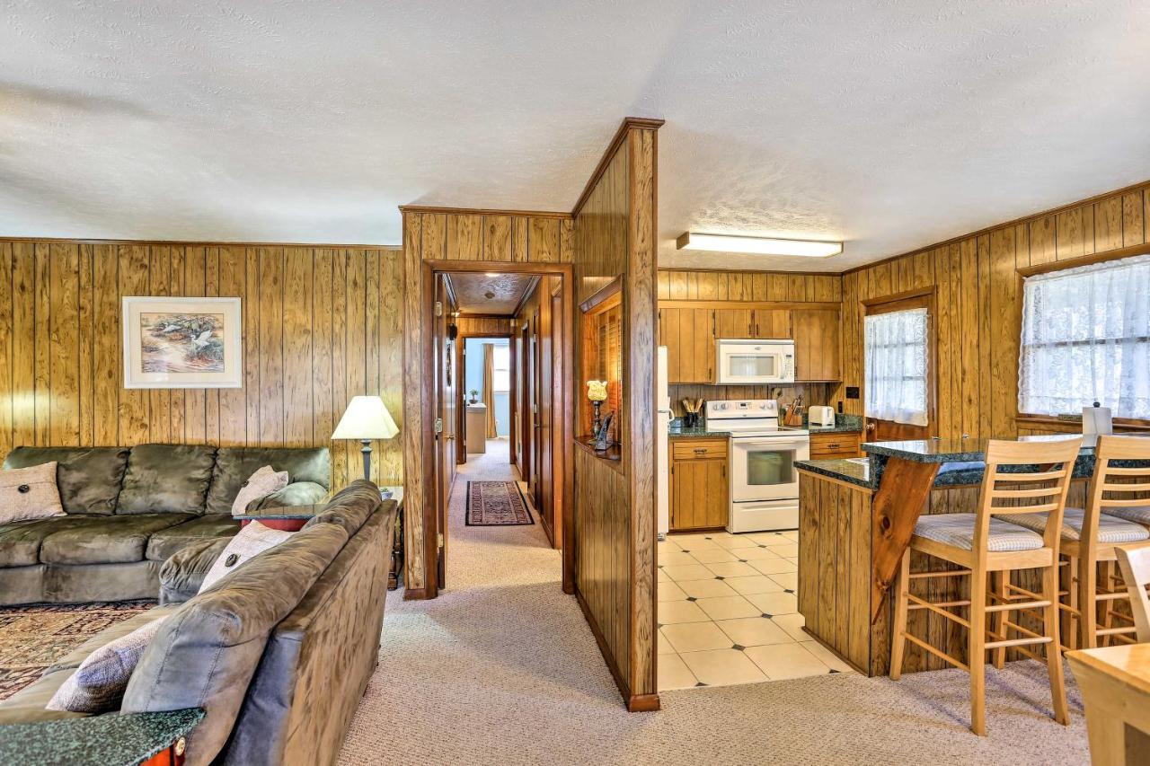 Lake Waccamaw Home With Fenced Yard And Shared Pier! エクステリア 写真