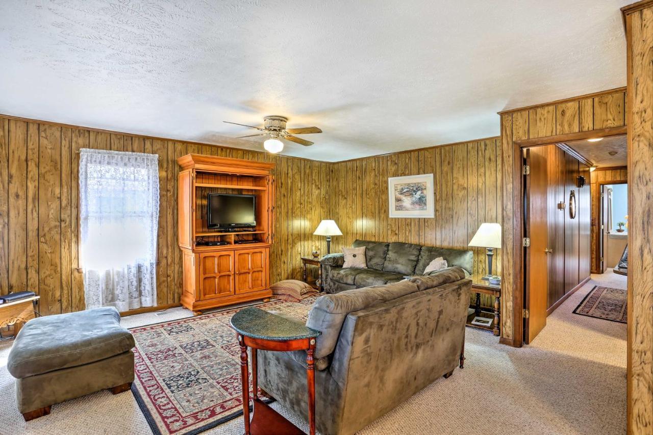 Lake Waccamaw Home With Fenced Yard And Shared Pier! エクステリア 写真